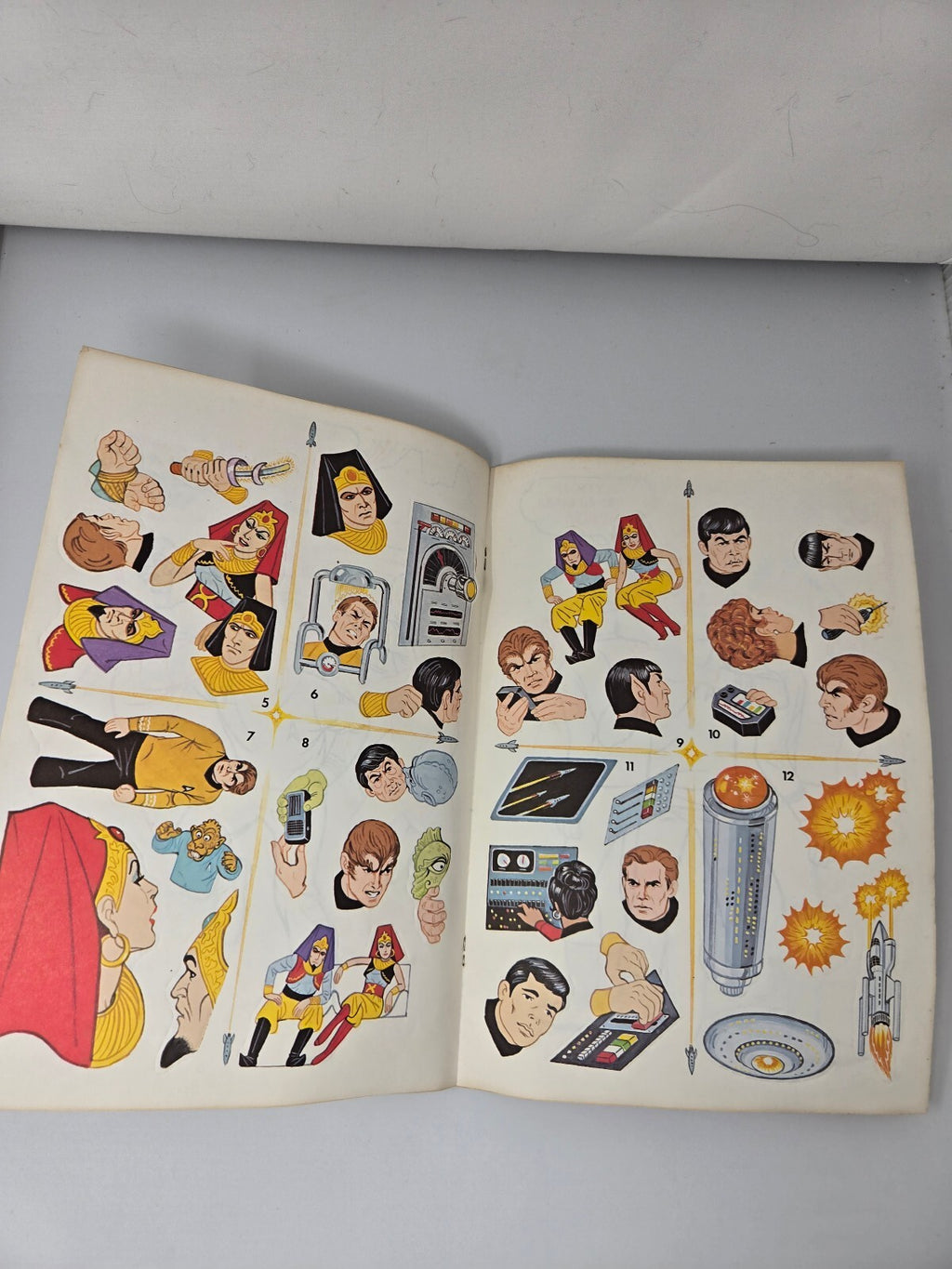 Vintage 1979 Star Trek: Jeopardy at Jutterdon in Sticker Pictures Book (Whitman)