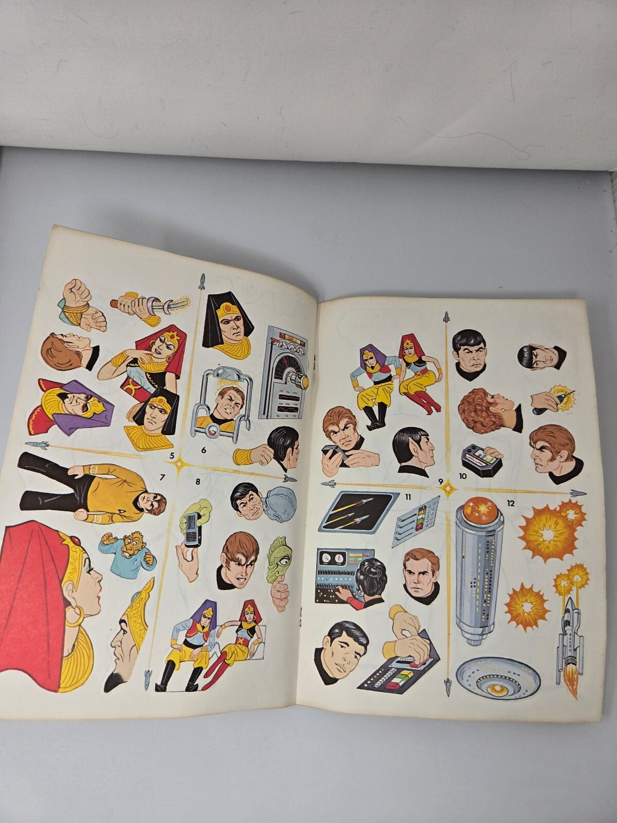 Vintage 1979 Star Trek: Jeopardy at Jutterdon in Sticker Pictures Book (Whitman)