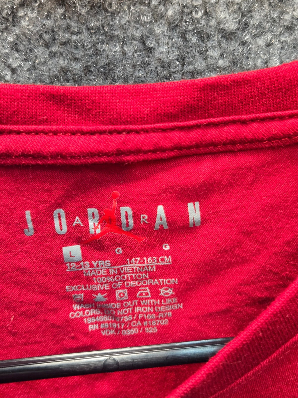 Jordan Red MJ 1984 Graphic T-Shirt Youth Large 12-13 Years