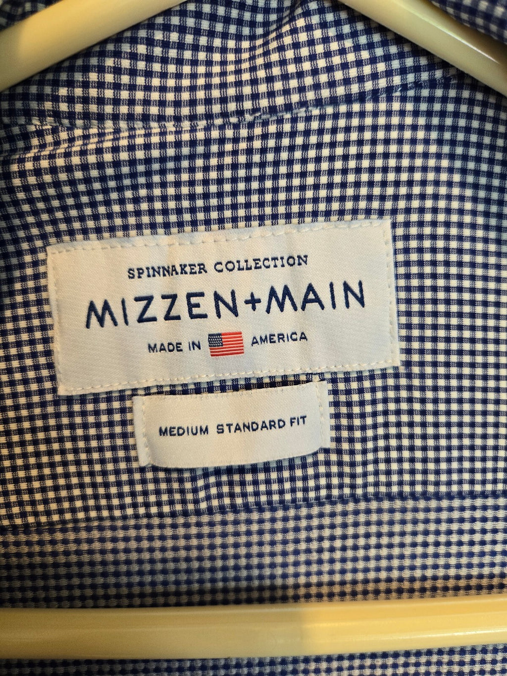 Mizzen + Main Leeward Mens Long Sleeve Performance Dress Shirt Navy Gingham LRG