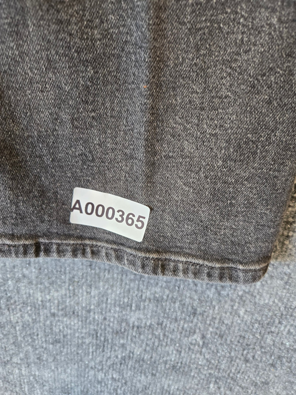 Calvin Klein Jeans Men's 34x30 Black Faded Charcoal Wash Denim Jeans