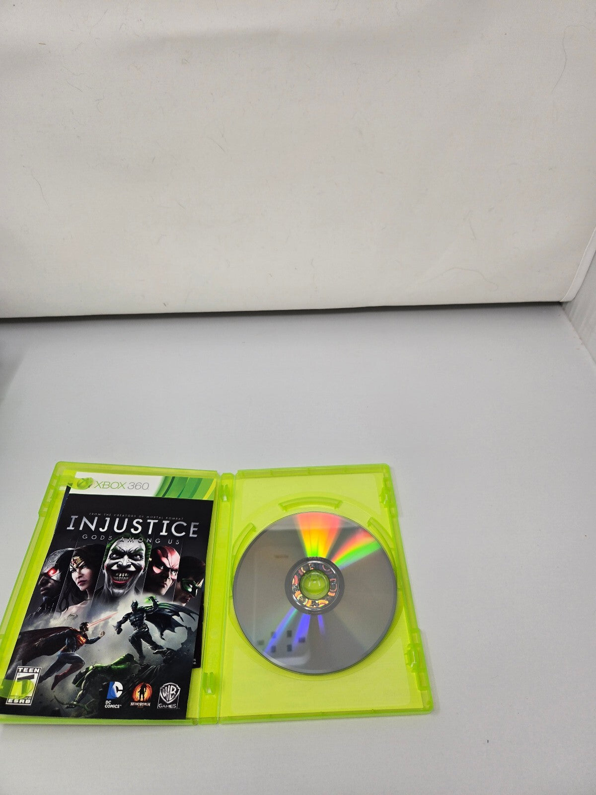 Injustice: Gods Among Us (Xbox 360, 2013) Standard Edition CIB