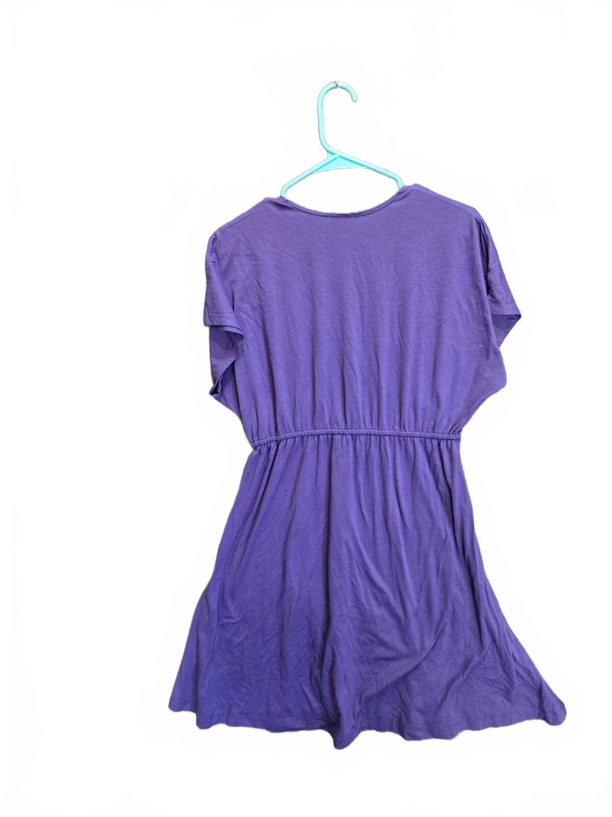 Mossimo Supply Co. Women's Purple Empire Waist V-Neck Top in Size Medium