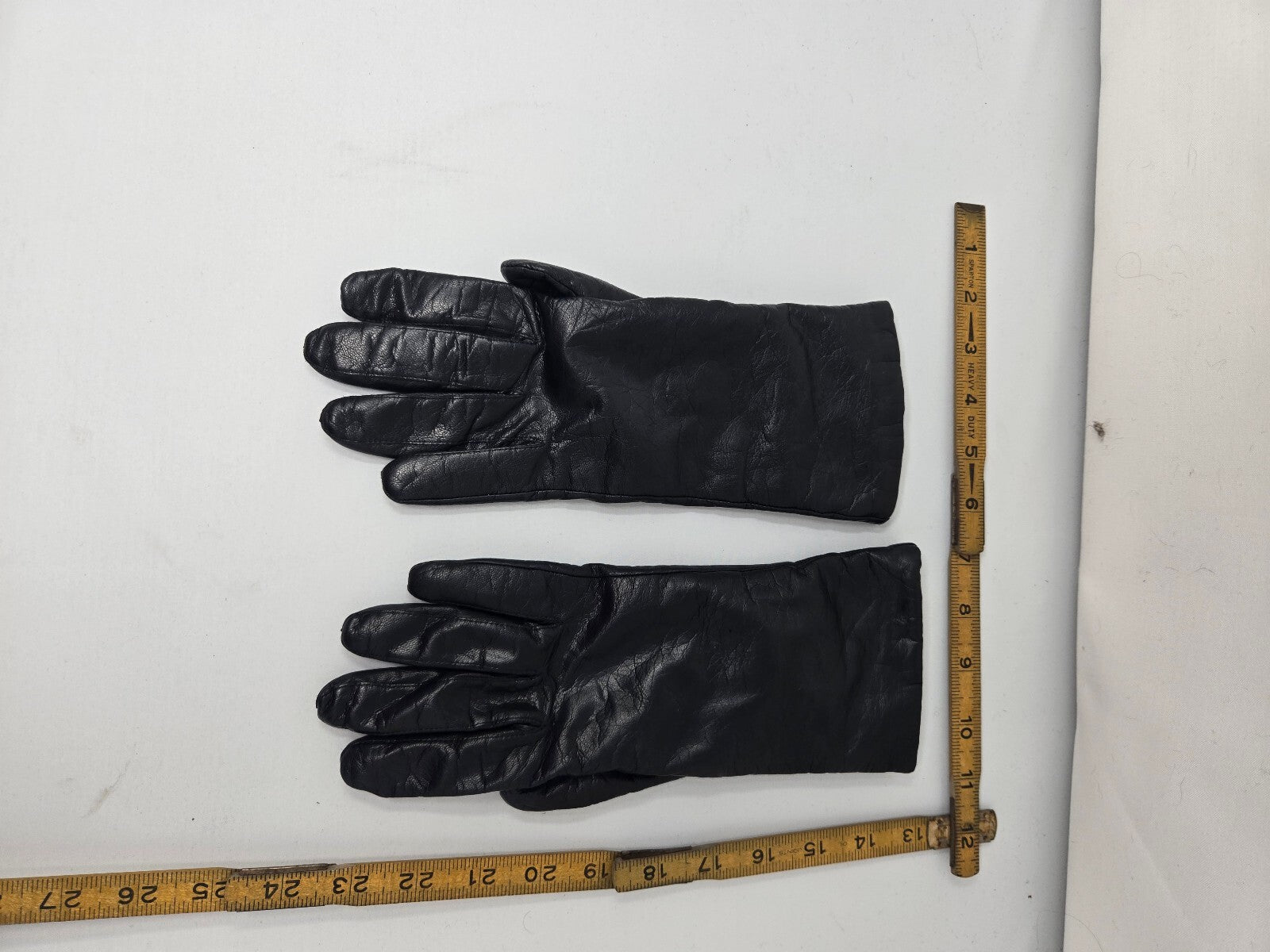 Vintage Isotoner Black Leather Gloves Knit Lined Size 7.5 Driving Winter