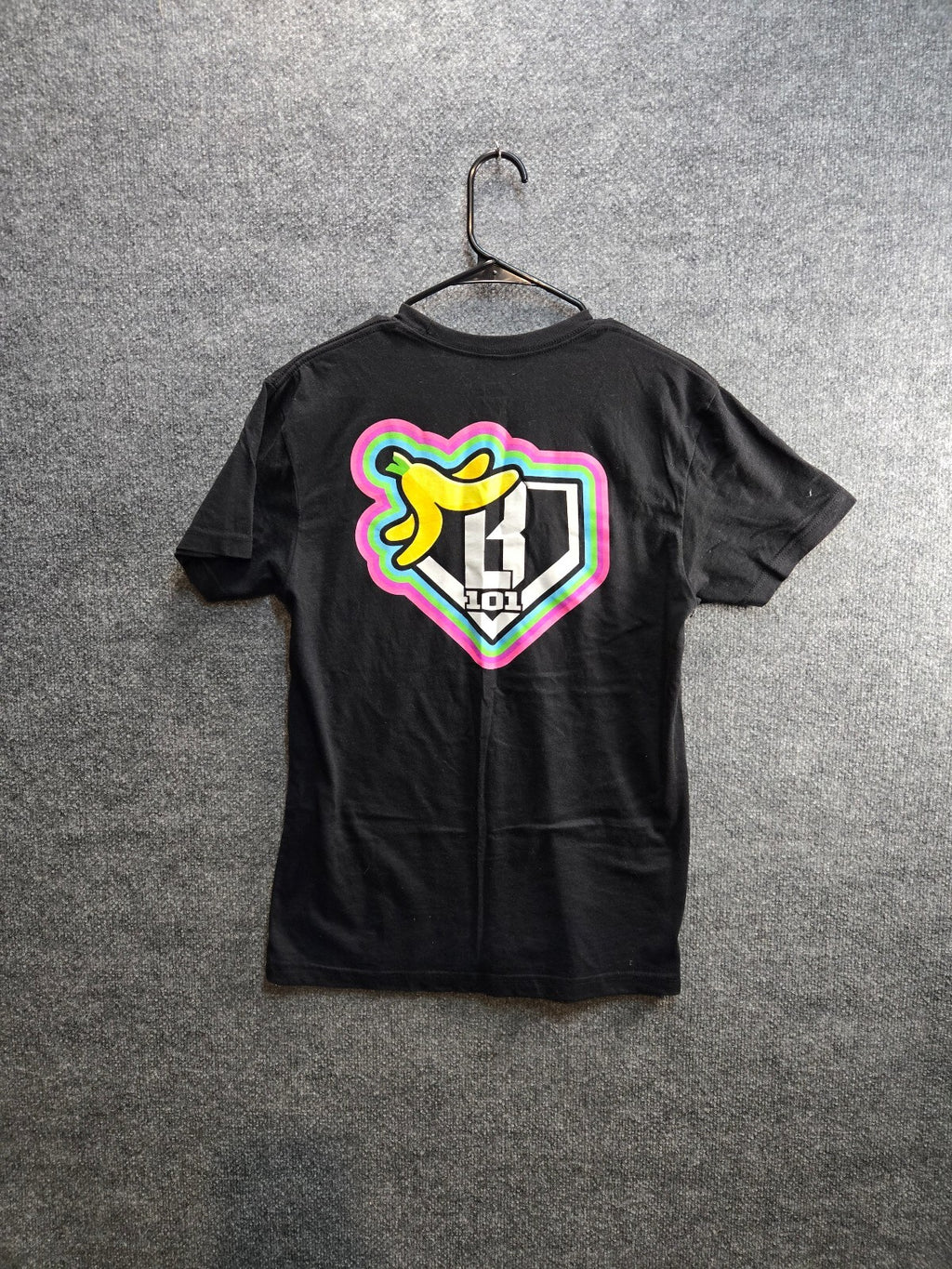 BSBLifestyle 101 Black Cotton Blend T-Shirt Small with Colorful Banana Logo SM