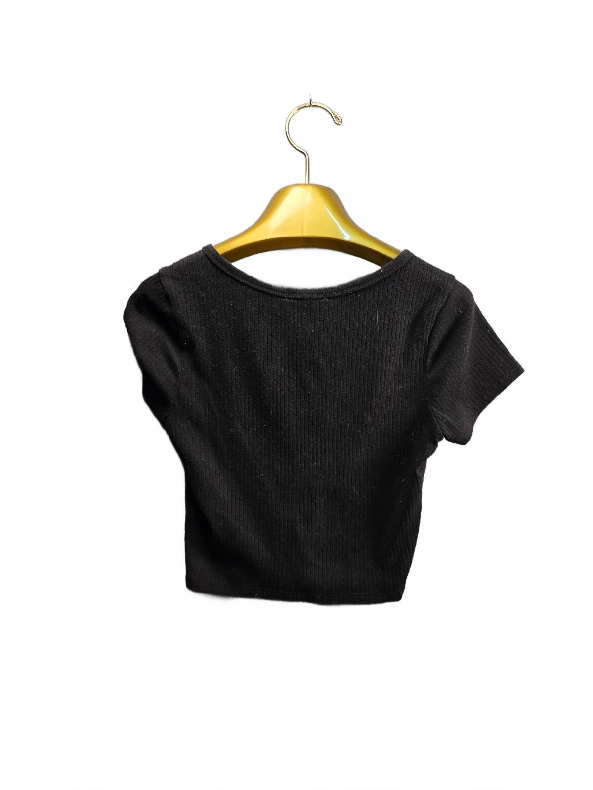 Bozzolo Women's Large Black Ribbed Knit Button Henley Cropped T-Shirt