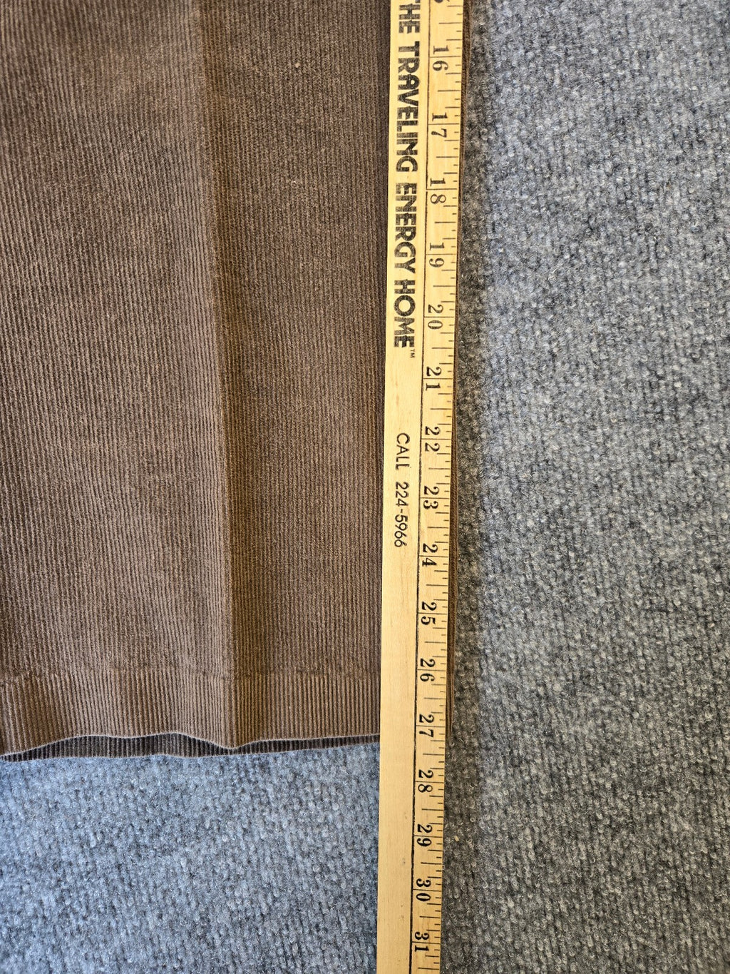 Lyle & Scott Men's Corduroy Pants Size 34x30 Brown Cotton Rayon Blend Trousers