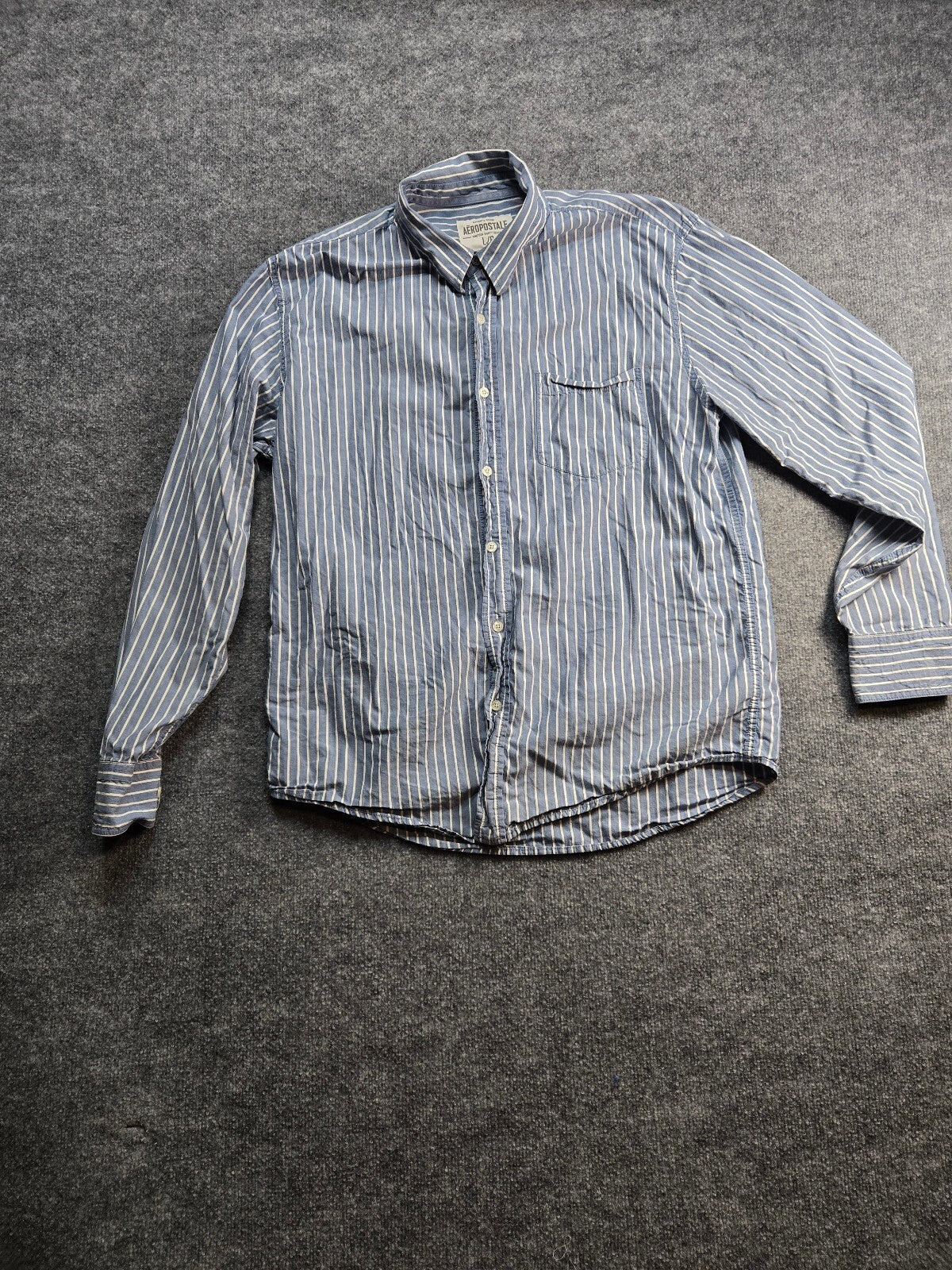Aeropostale Men's Large Blue & White Vertical Striped Long Sleeve Button Down