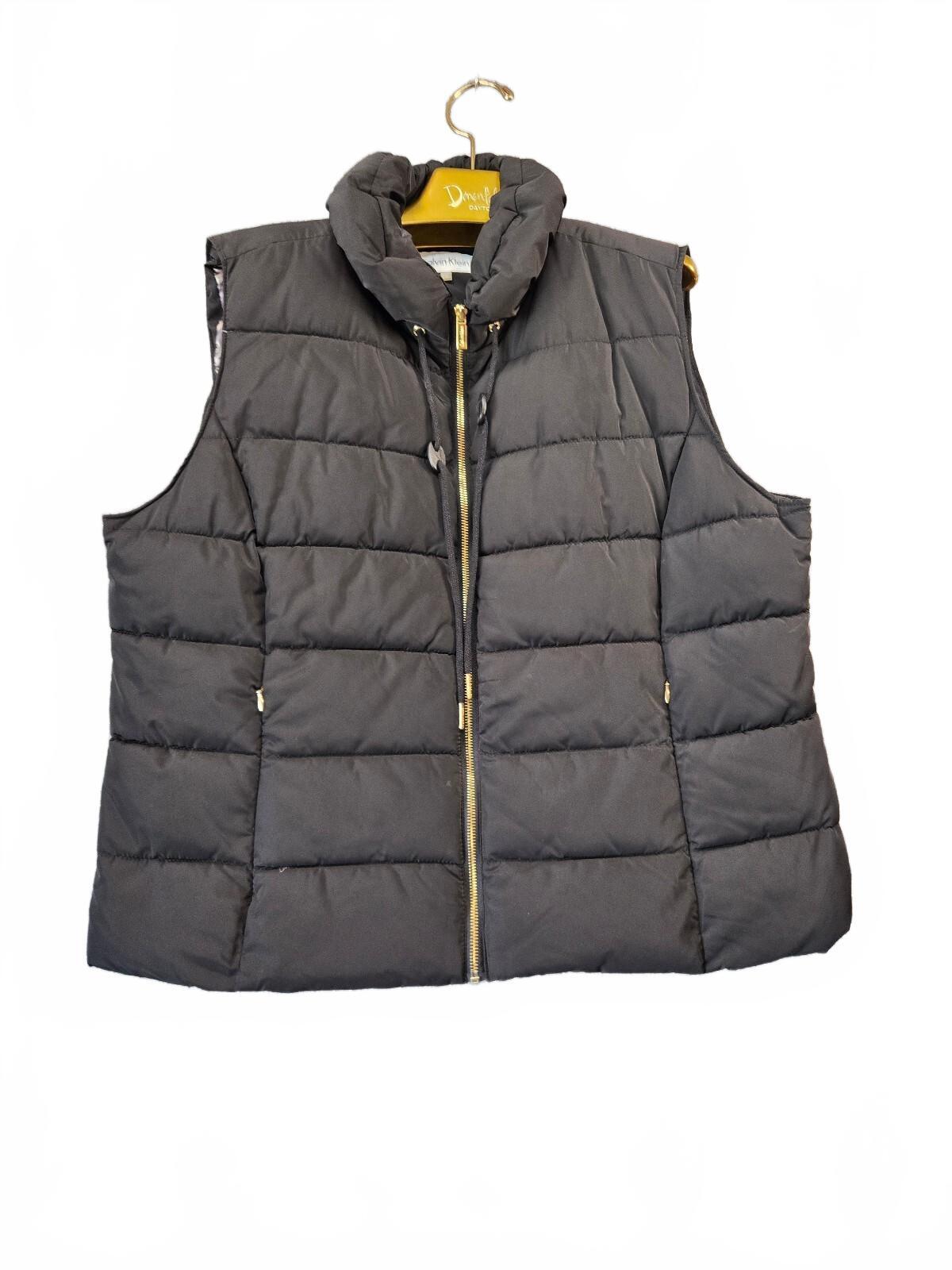 Calvin Klein Women's Plus Size 1X Black Puffer Vest Gold Zip Quilted Gilet