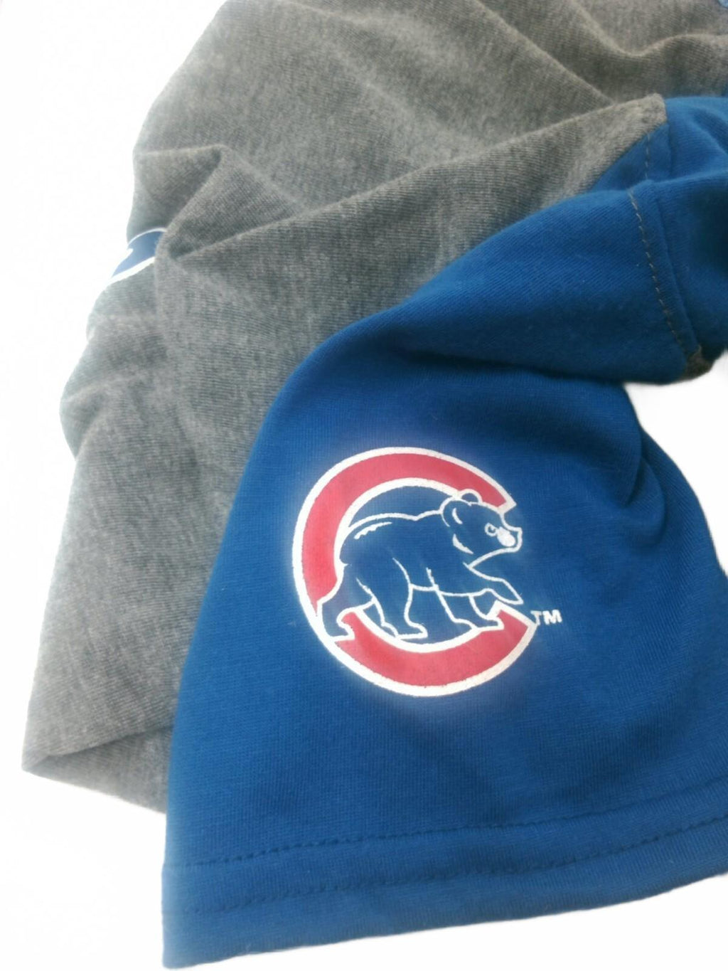 Chicago Cubs Dog Hoodie with Matching Bow Tie size L