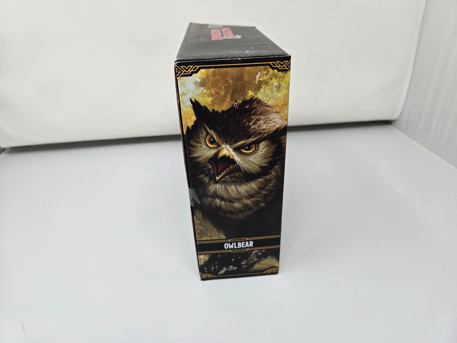 Hasbro Dungeons & Dragons Golden Archive Owlbear 6" Scale (8.5-Inch)