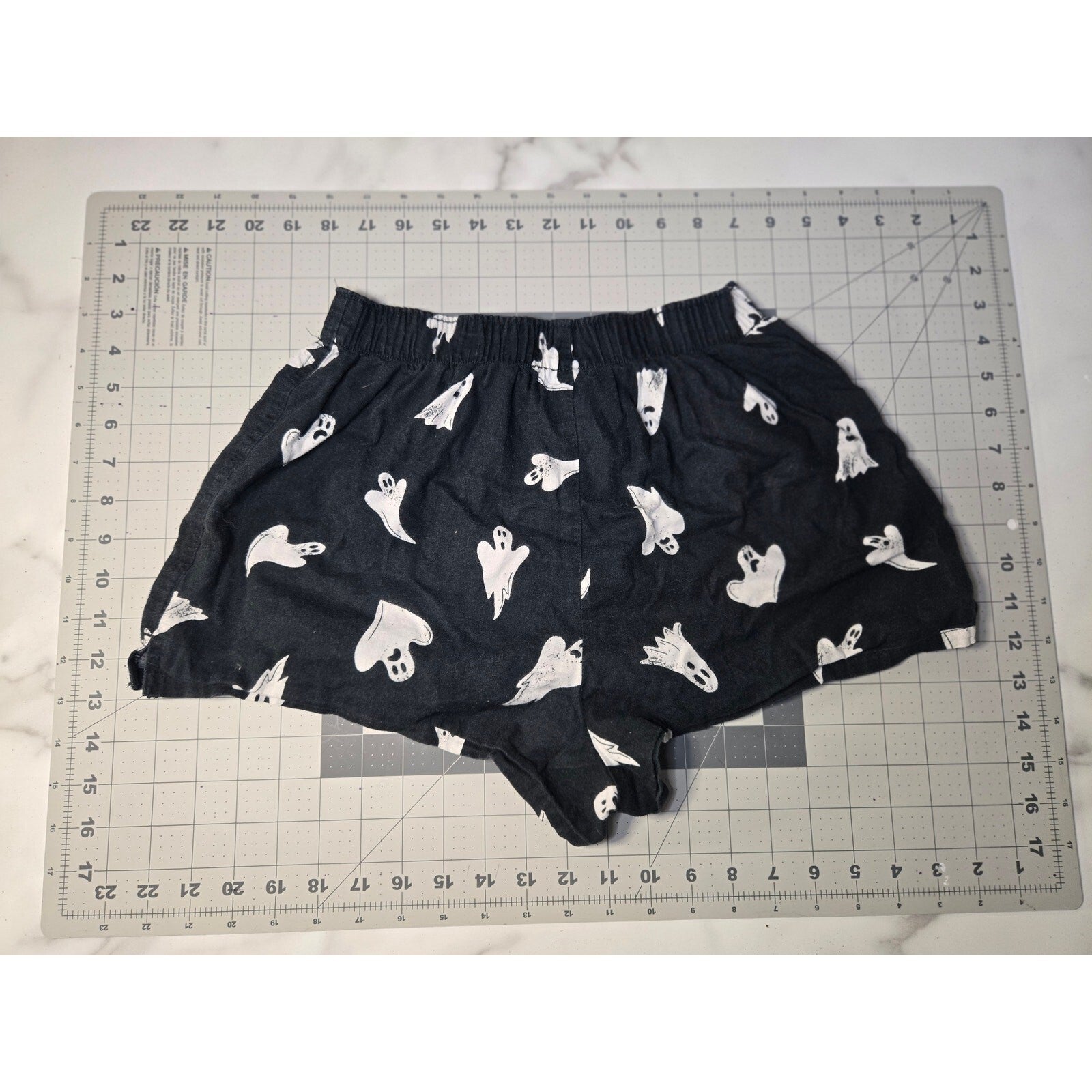 Hyde and Eek Sleep Shorts Xs womens black With White Ghosts