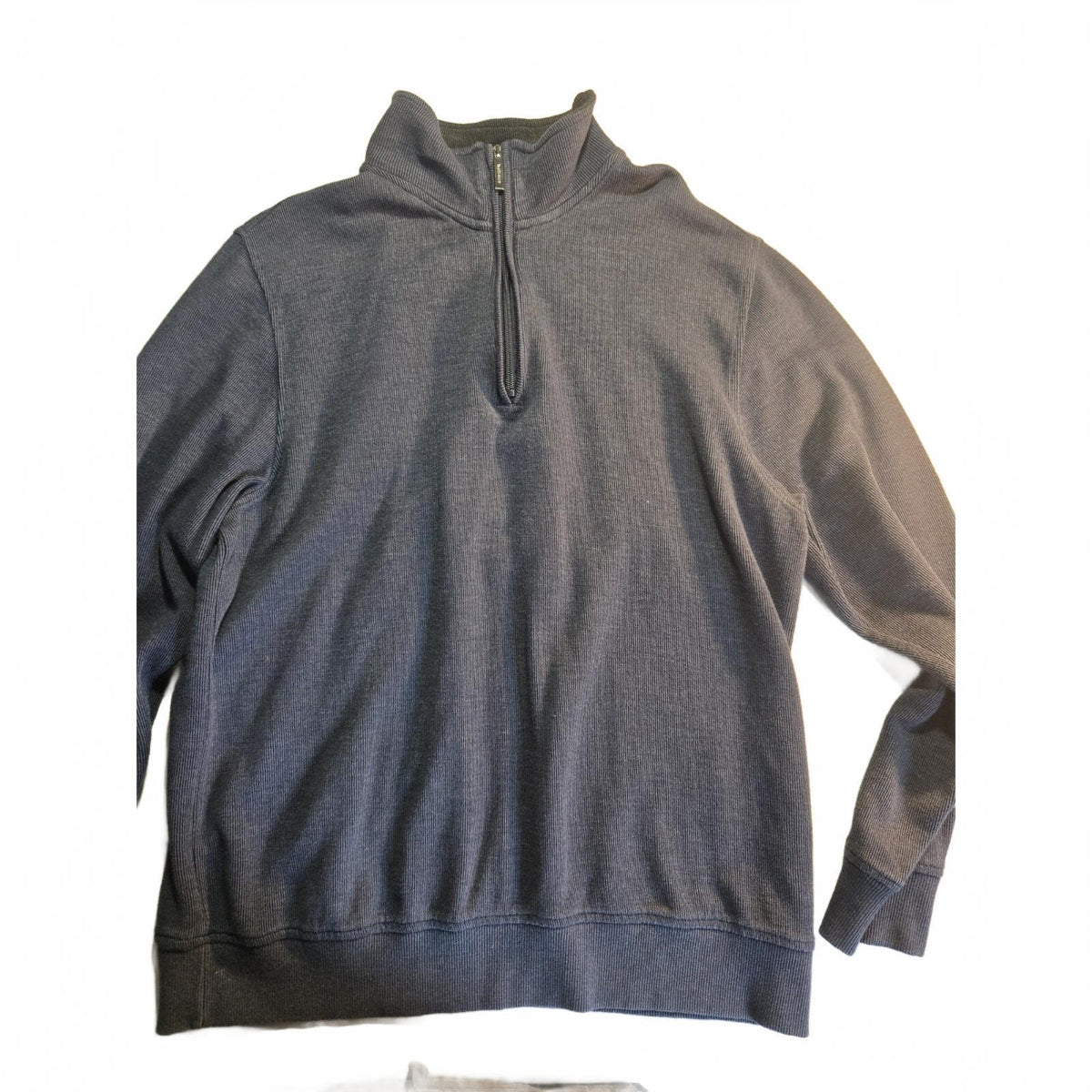 Van Heusen Men's Gray Classic Fit 1/4 Zip Pullover Sweater Medium Cotton Blend