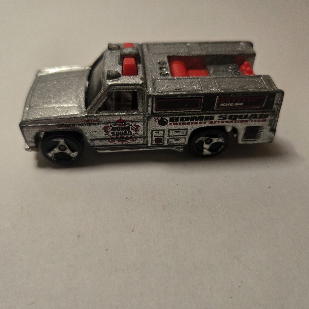 Mattel Hot Wheels 1974 Bomb Squad Truck, Silver