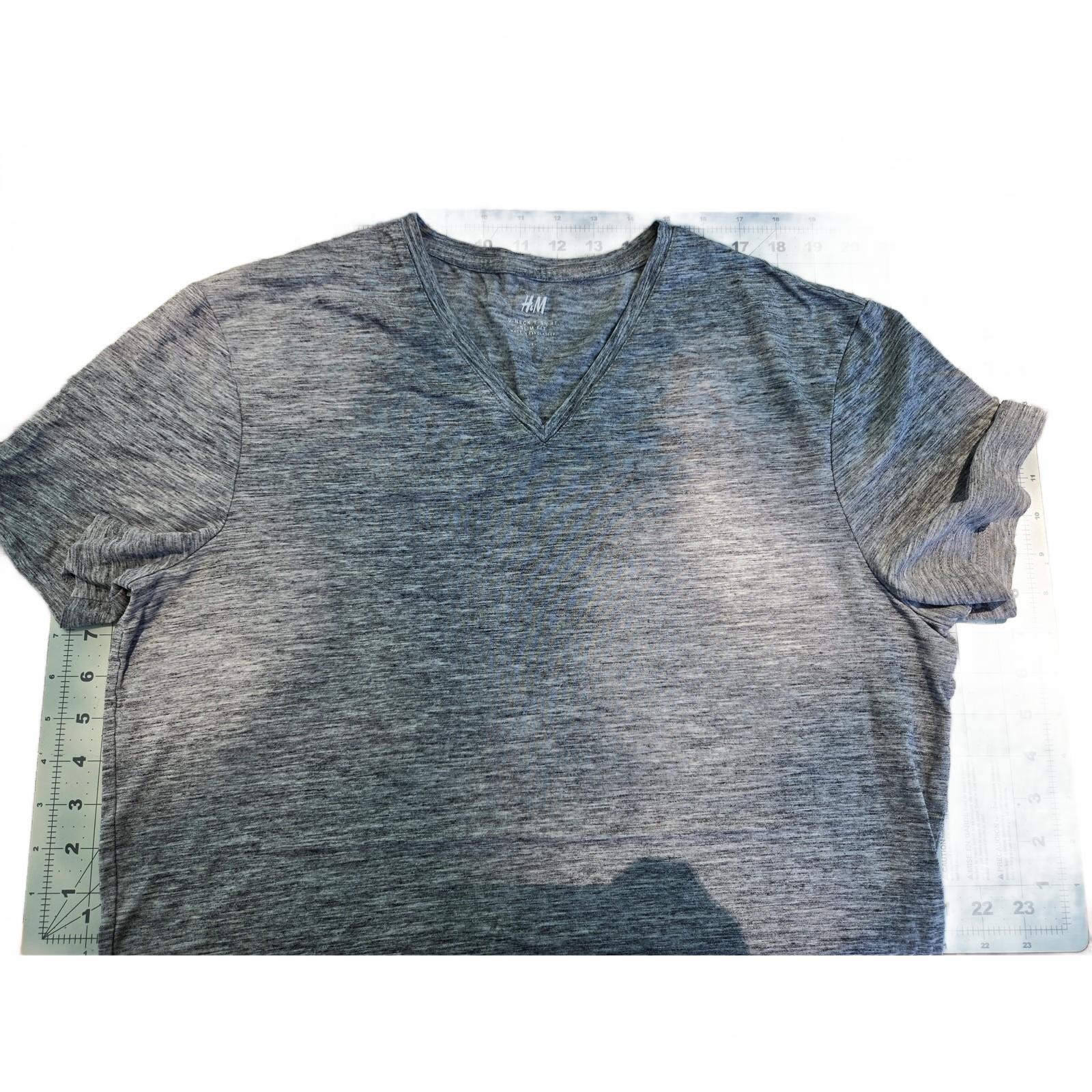 H&M Men's Slim Fit Heather Gray V-Neck T-Shirt, Size Large