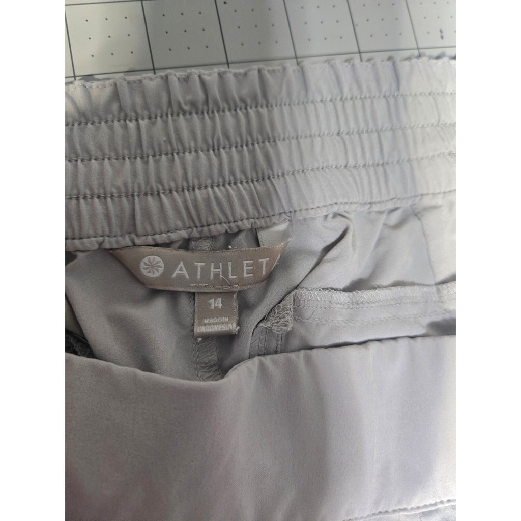 Athleta Gray Polyester Spandex  Athletic pants size Medium