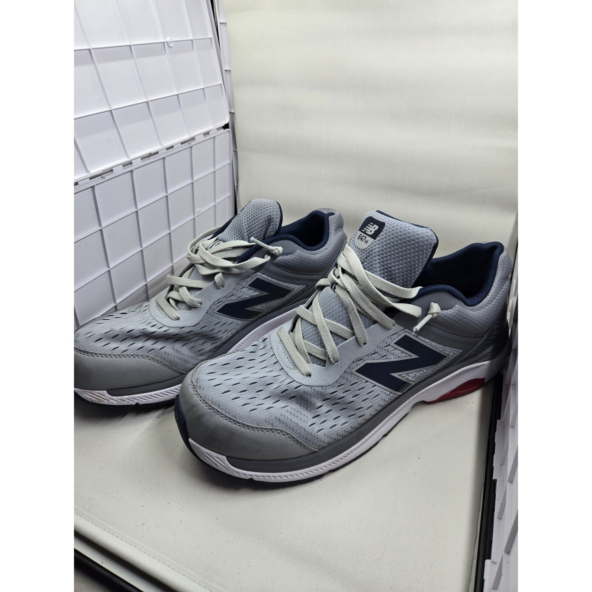 New Balance 847v4 Men's Sport Shoes Gray Silver Mink Walking Sneakers Size 13