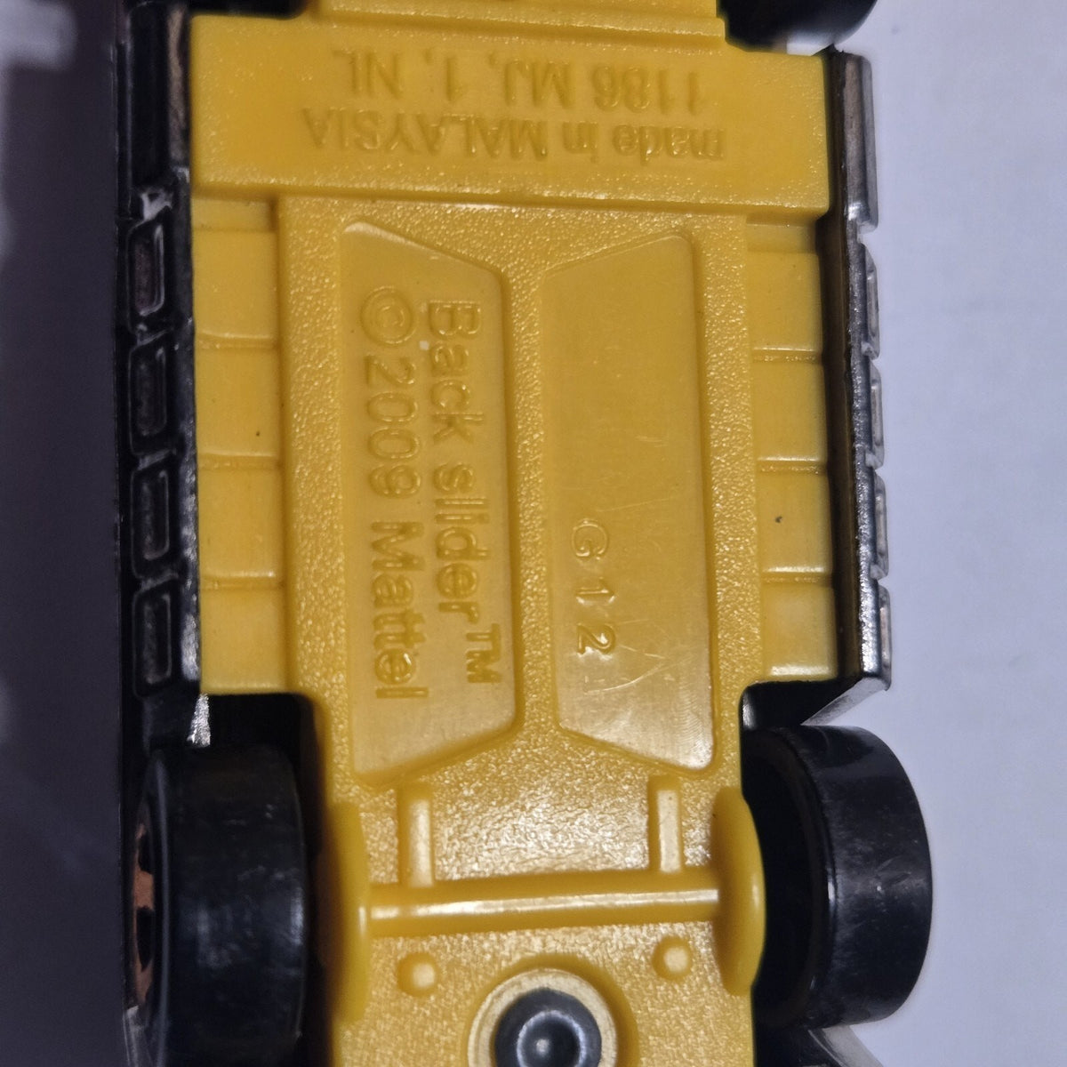2009 Hot Wheels HW City Back Slider Purple Yellow Chrome Malaysia Loose Truck To