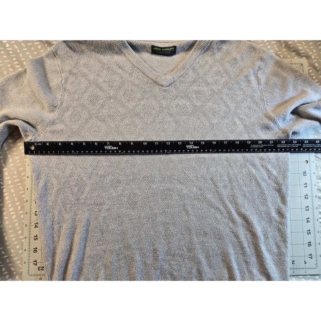 John Bartlett Consensus Men's V-Neck Sweater Light Gray Knit Size Large