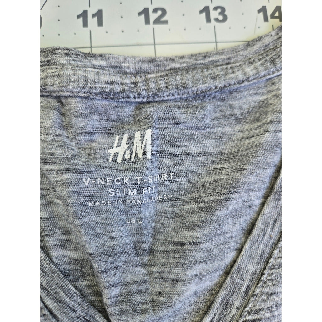 H&M Men's Slim Fit Heather Gray V-Neck T-Shirt, Size Large