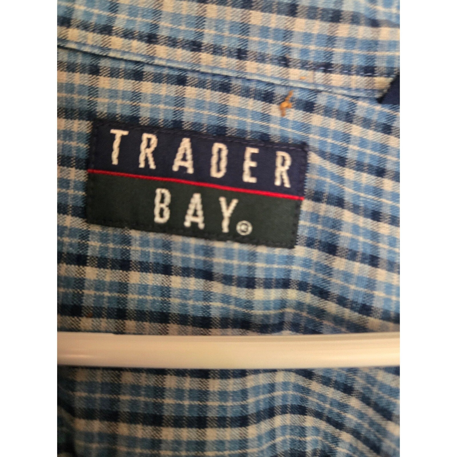 Trader Bay Men's Medium Blue Plaid Long Sleeve Button-Down Shirt 100% Cotton