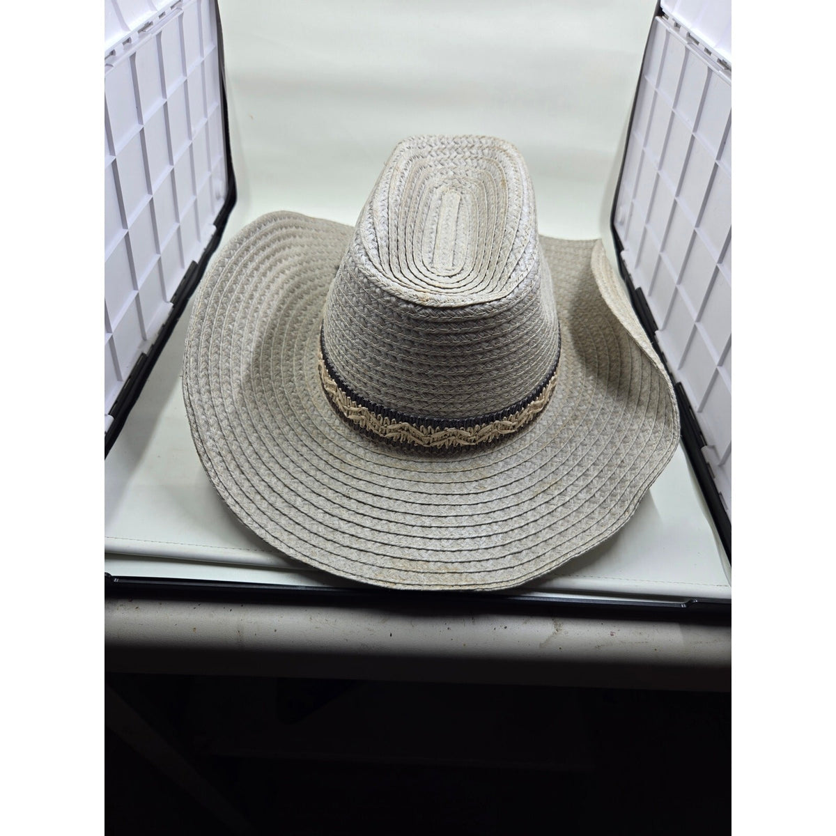 Vintage Western Straw Panama Fedora Hat Gray Woven Center Dent Side Feather