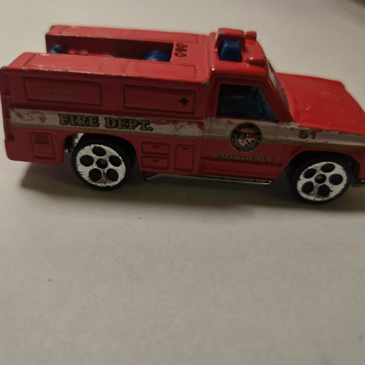 Hot Wheels Redline 1974 Fire Rescue Unit.