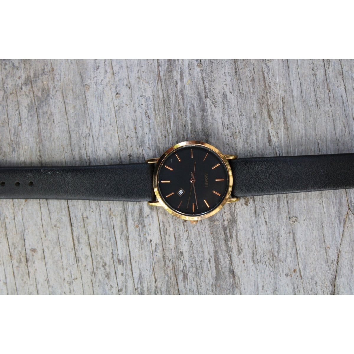 Skmei Men's Minimalist Quartz Business Watch