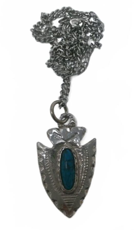 Vintage Southwestern Arrowhead Pendant Necklace, Silver Tone Faux Turquoise