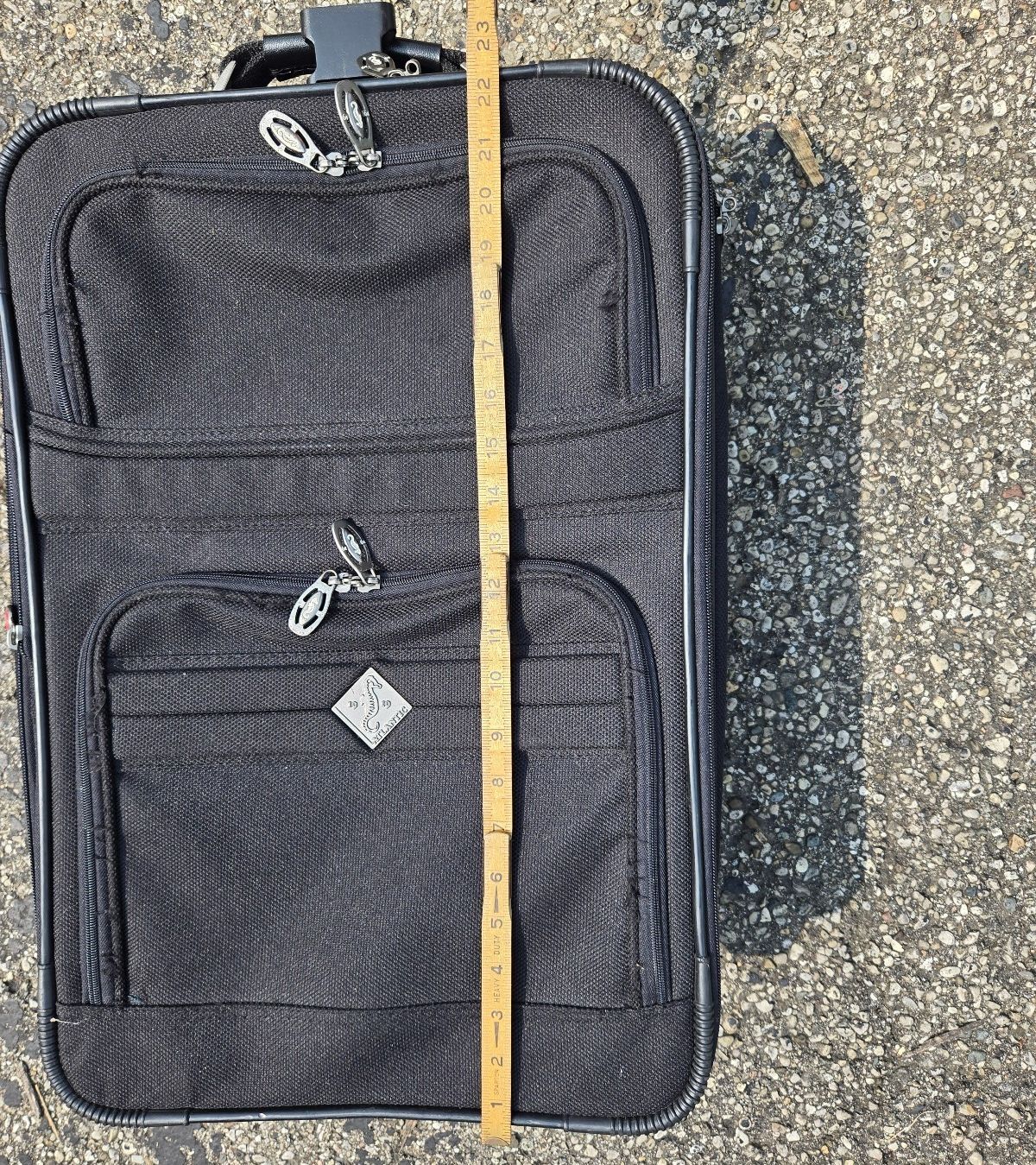 Atlantic Softside Rolling Suitcase Black 2-Wheel Carry-On Bag 387 92-93F